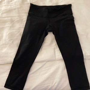 Lululemon wunder under crop leggings